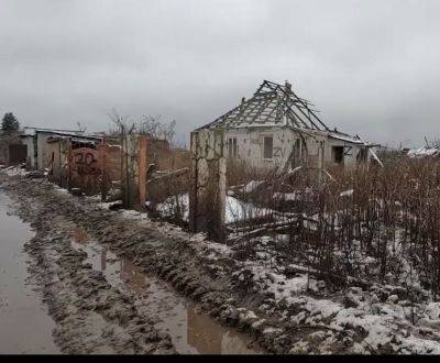 В сети показали разбитые дома в окрестностях "освобожденного" Лисичанска - видео - vchaspik.ua - Украина - Лисичанск