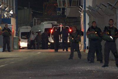 Операции ЦАХАЛ на Западном берегу продолжаются, у тюрьмы «Офер» разогнана палестинская демонстрация - news.israelinfo.co.il - Украина