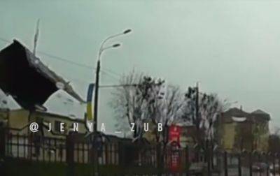 В Харькове ураган снес крышу дома - korrespondent.net - Украина - Харьков