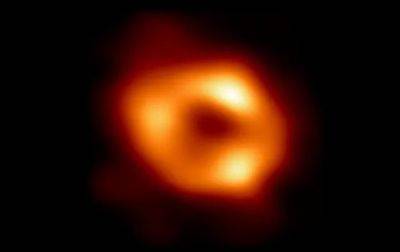 Ученые впервые определили точную массу черной дыры в центре Млечного Пути - korrespondent.net - Украина