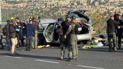 Теракт в Иерусалиме: трое израильтян убиты, 11 ранены - vesty.co.il - Израиль - Иерусалим - Восточный Иерусалим - Скончался