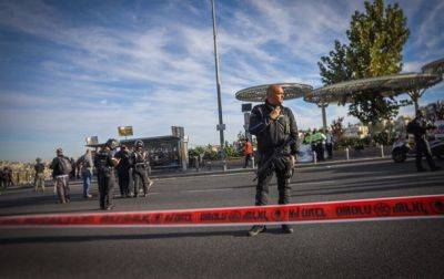 В Иерусалиме на остановке неизвестные убили двух человек, есть раненые - korrespondent.net - Украина - Израиль - Бразилия - Иерусалим - Восточный Иерусалим