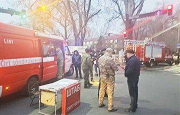В Алматы 13 человек погибли во время пожара в хостеле - charter97.org - Казахстан - Узбекистан - Белоруссия - Алма-Ата - Минск