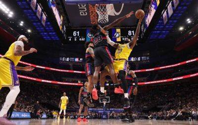 НБА: Лейкерс бьет Детройт, Клипперс - Сакраменто - korrespondent.net - Украина - Вашингтон - Лос-Анджелес - Сакраменто