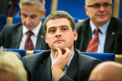 Комиссия по импичменту депутата Жемайтайтиса утвердит вывод - obzor.lt - Литва