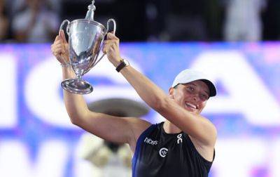 Марта Костюк - Джессика Пегула - Швентек с разгромом выиграла WTA Finals - korrespondent.net - Украина - Польша