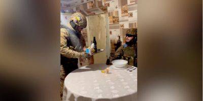 Вільям Бернс - Украинские военные показали, как выглядит «мишленовский ресторан» на передовой — видео - nv.ua - Украина - Росія