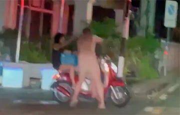 Российский турист матерился и нападал на людей на популярном курорте Таиланда - charter97.org - Россия - Белоруссия - Таиланд