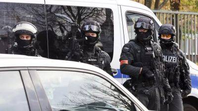 Школа в Гамбурге эвакуирована из-за сообщения об оружии - ru.euronews.com - Германия