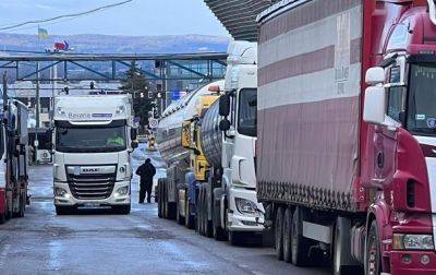 В очередях на границе Польши с Украиной стоят 2100 грузовиков - ГПСУ - korrespondent.net - Украина - Венгрия - Польша - Словакия - Ужгород - Дорогуск
