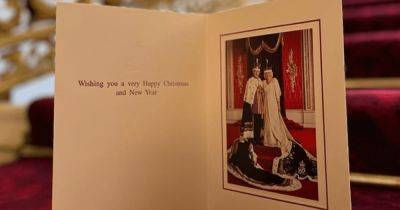 принц Уильям - Елизавета II - принц Гарри - Кейт Миддлтон - принц Джордж - Елена Зеленская - принц Луи - принцесса Шарлотта - Денис Шмыгаль - королева Камилла - королева-консорт Камилла - король Чарльз III (Iii) - Король Чарльз III и королева Камилла представили рождественскую открытку (фото) - focus.ua - Украина - Англия