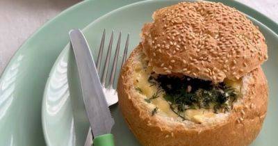 Жюльен в хлебной мисочке: простой рецепт идеального ужина (видео) - focus.ua - Украина
