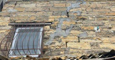 В Одессе обвалилась стена жилого дома, — соцсети (фото) - focus.ua - Украина - Киев - Одесса - Харьков