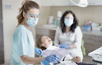 Стало дороже: белорусские стоматологии озвучили новые цены на услуги - charter97.org - Белоруссия