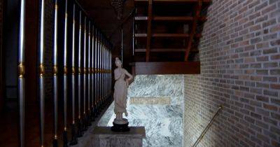 Камни времен Помпей: украшение под лестницей оказалось давно забытым артефактом (видео) - focus.ua - Украина - Бельгия - Италия - Находка