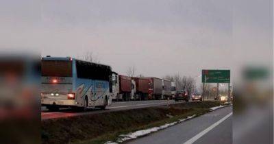 Польские перевозчики возобновляют акцию протеста на границе - fakty.ua - Украина - Польша - Люблин - Дорогуск