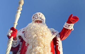 Деды Морозов - По Борисову парадом пройдут более 100 Дедов Морозов и Снегурочек - charter97.org - Белоруссия
