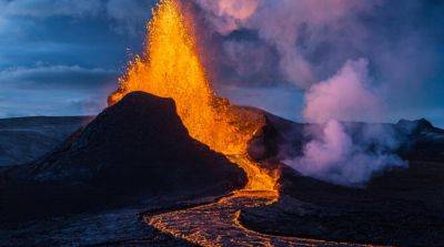 В Исландии началось извержение вулкана, власть проводит эвакуацию - ru.slovoidilo.ua - Китай - Украина - Исландия - Индонезия - Непал - Рейкьявик