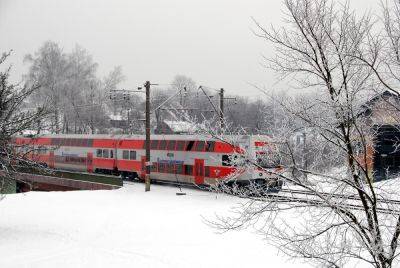 Жители Литвы выкупили билеты на поезда в Польшу - obzor.lt - Польша - Литва - Варшава