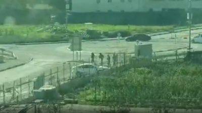 Резервисты ЦАХАЛа обезвредили террориста возле Кирьят-Арбы - vesty.co.il - Израиль - Палестина