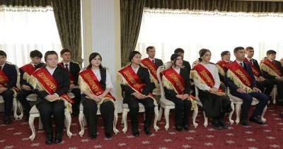В Согде поощрили победителей областных конкурсов - dialog.tj - Таджикистан - Худжанд