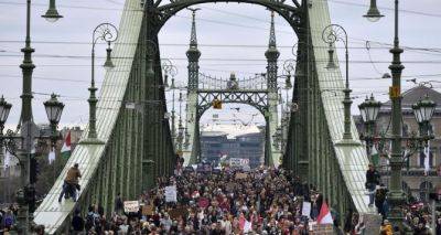 Венгерские учителя готовятся к забастовке - cxid.info - Венгрия