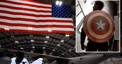 Мужчина попытался проникнуть на военную базу США, назвав себя Капитаном Америкой (фото) - focus.ua - США - Украина