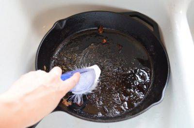 Все очень просто: как без проблем отмыть сковородку с антипригарным покрытием - hyser.com.ua - Украина