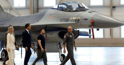 Владимир Зеленский - Марк Рютте - Юрий Игнат - Российские блогеры утверждают, что полная эскадрилья F-16 уже в Украине: что известно - focus.ua - Россия - США - Украина - Англия - Дания - Голландия