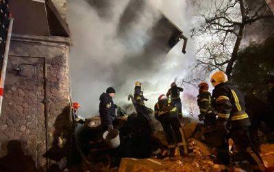 Взрыв во Львове: из-под завалов достали два тела - korrespondent.net - Украина - Киев - Львов