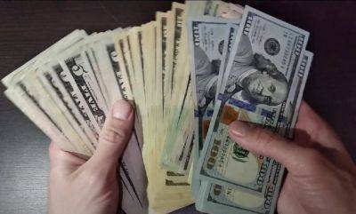 Доллар упал – гривна таки одержала верх: банки и обменки изменили курс валют на понедельник, 25 декабря - ukrainianwall.com - США - Украина