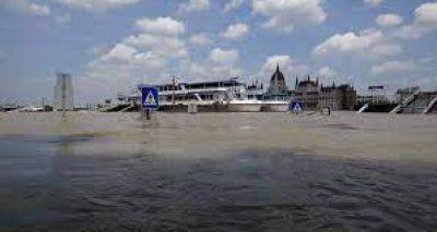 Вода в Дунае стремительно поднимается. Какие страны может затопить - cxid.info - Венгрия - Будапешт - Братислава