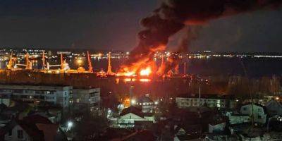 Сергей Аксенов - В Феодосии раздались мощные взрывы, в порту вспыхнул пожар - nv.ua - Украина - Крым