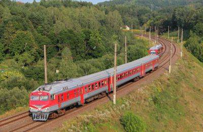 Ингрида Шимоните - Марюс Скуодис - Из Вильнюса отправился первый пассажирский поезд по обновленному маршруту в Ригу - obzor.lt - Литва - Вильнюс - Рига - Латвия - Таллинн
