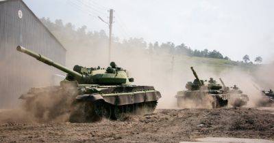 Россия использует танки Т-62 в качестве самоходной артиллерии в Украине (фото) - focus.ua - Россия - Украина