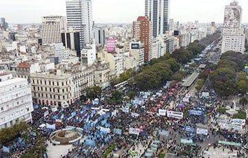 Хавьер Милей - В Аргентине начались протесты против «неконституционных» реформ Милея - charter97.org - Белоруссия - Аргентина