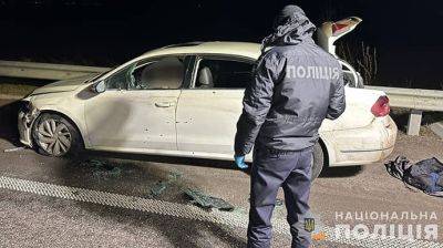 Неизвестный расстрелял легковушку на трассе возле Днепра, есть погибший - pravda.com.ua - Днепропетровская обл.