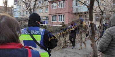 В Одессе мужчина взял в заложники женщину с ребенком. Полиция провела спецоперацию - nv.ua - Украина - Одесса