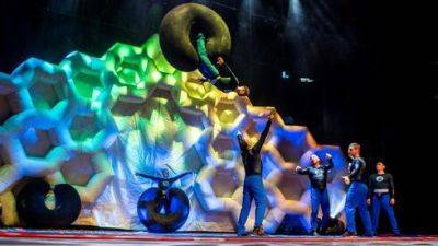 Цирковые супергерои из Украины и Израиля создали новогоднее шоу в память о десантнике - vesty.co.il - Россия - Украина - Израиль - Белоруссия - Голландия - Иерусалим