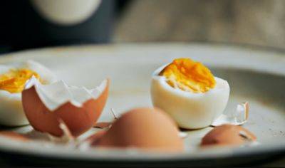 Тётя Сара долго хранила этот секрет: зачем при варке яиц в воду бросают щепотку соды. Вы удивитесь - hyser.com.ua - Украина