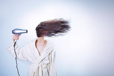 Волосы будут здоровыми и ухоженными: как правильно мыть голову - hyser.com.ua - Украина