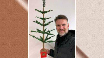 Самая скромная елка в мире: история 100-летнего подарка, похожая на сценарий доброго фильма про Рождество - obzor.lt - Англия - Лондон