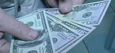 Доллар посыпался: банки и обменки срочно начали менять курс валют на воскресенье 31 декабря - ukrainianwall.com - Украина