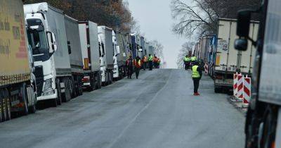 Матеуш Моравецкий - Забастовка на границе: Польша требует отмены для Украины "транспортного безвиза" - focus.ua - Украина - Польша - Блокирование