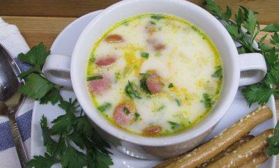 Говорят, что добавку будет просить даже самый сытый: рецепт ароматного сырного супа с копчеными колбасками - hyser.com.ua - Украина