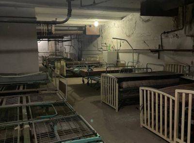 Запущенное укрытие нашли в действующей больнице в городе на Харьковщине (фото) - objectiv.tv