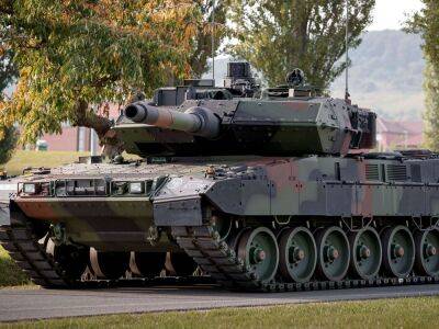 Польша хочет вдвое сократить время обучения украинских танкистов на Leopard 2 – СМИ - gordonua.com - Норвегия - США - Украина - Англия - Швейцария - Германия - Польша - Испания - Финляндия - Канада - Голландия