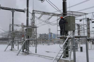Шавкат Мирзиеев - Мирзиёев подписал постановление о выделении Ташкенту 584 млрд сумов на устранение проблем, возникших из-за аномальных холодов - podrobno.uz - Узбекистан - Ташкент