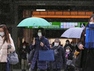 Фумио Кисид - В следующем месяце в Японии упростят требования к ношению масок в общественных местах - unn.com.ua - Украина - Киев - Япония