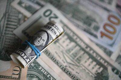 Доллар подешевел к мировым валютам во вторник перед выходом статистики по инфляции в США - smartmoney.one - Москва - США